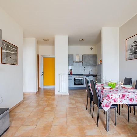 Apartament Pretty House Viareggio Zewnętrze zdjęcie
